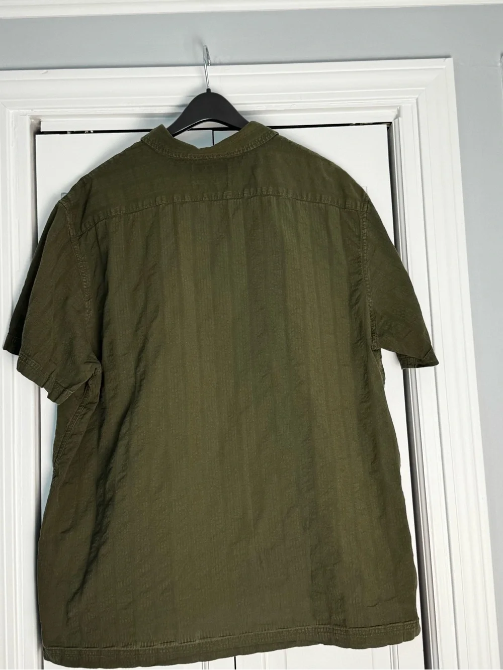 Banana Republic Men’s Short-Sleeve Button Down Shirt - Olive Green